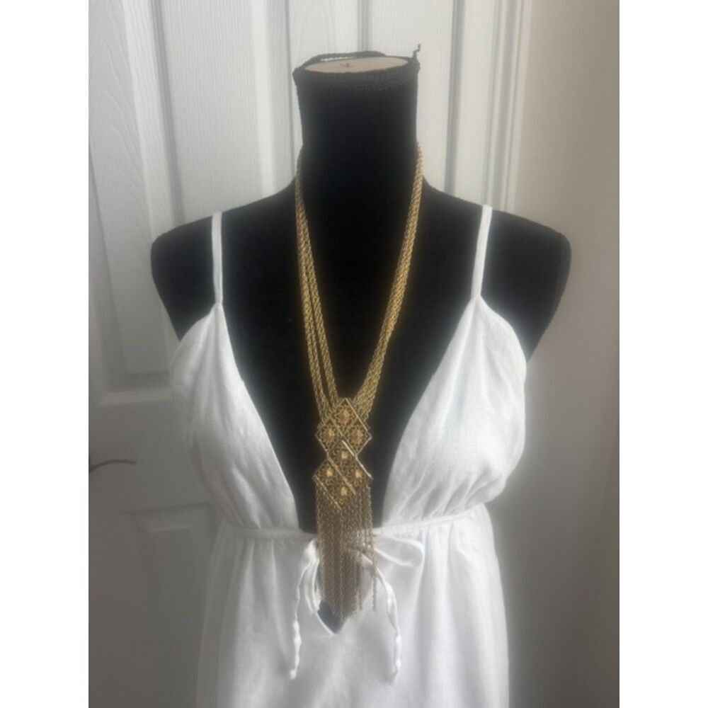 Goldette long gold-tone 70s necklace.